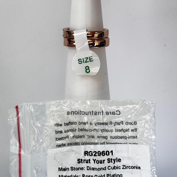 Bomb Party April 2 pc Bands Ring Sz 8 RG29601 "Strut Your Style" Cz on Rose Gold - Picture 9 of 9